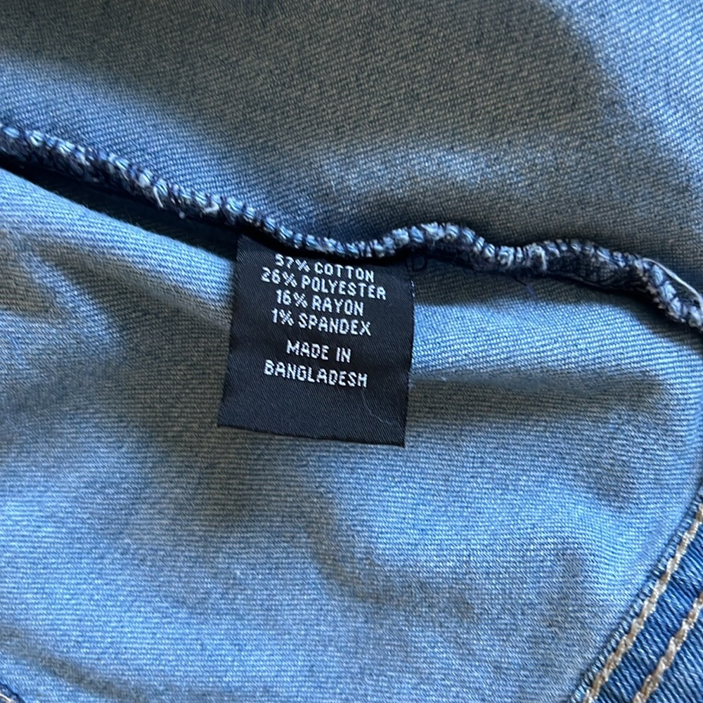 Jean jacket - Picture 3 of 3